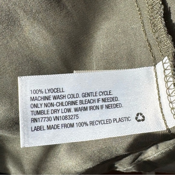A New Day Utility Vest Size Small Lyocell Olive Green - Picture 7 of 7